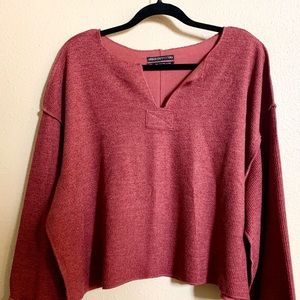 Urban Outfitters Pullover Crop Sweater size Medium
